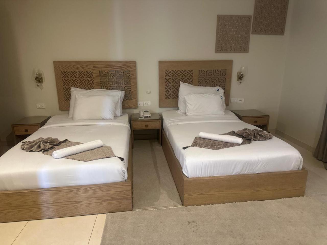 Doudou Pyramids View Hotel Kafret el-Gabal Exterior foto